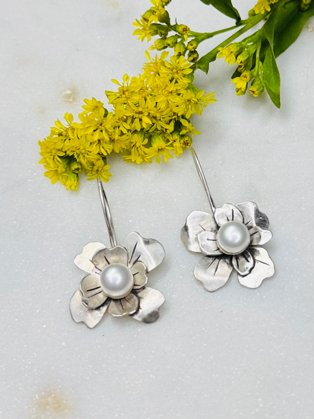 Flora Pearl Flower Earrings