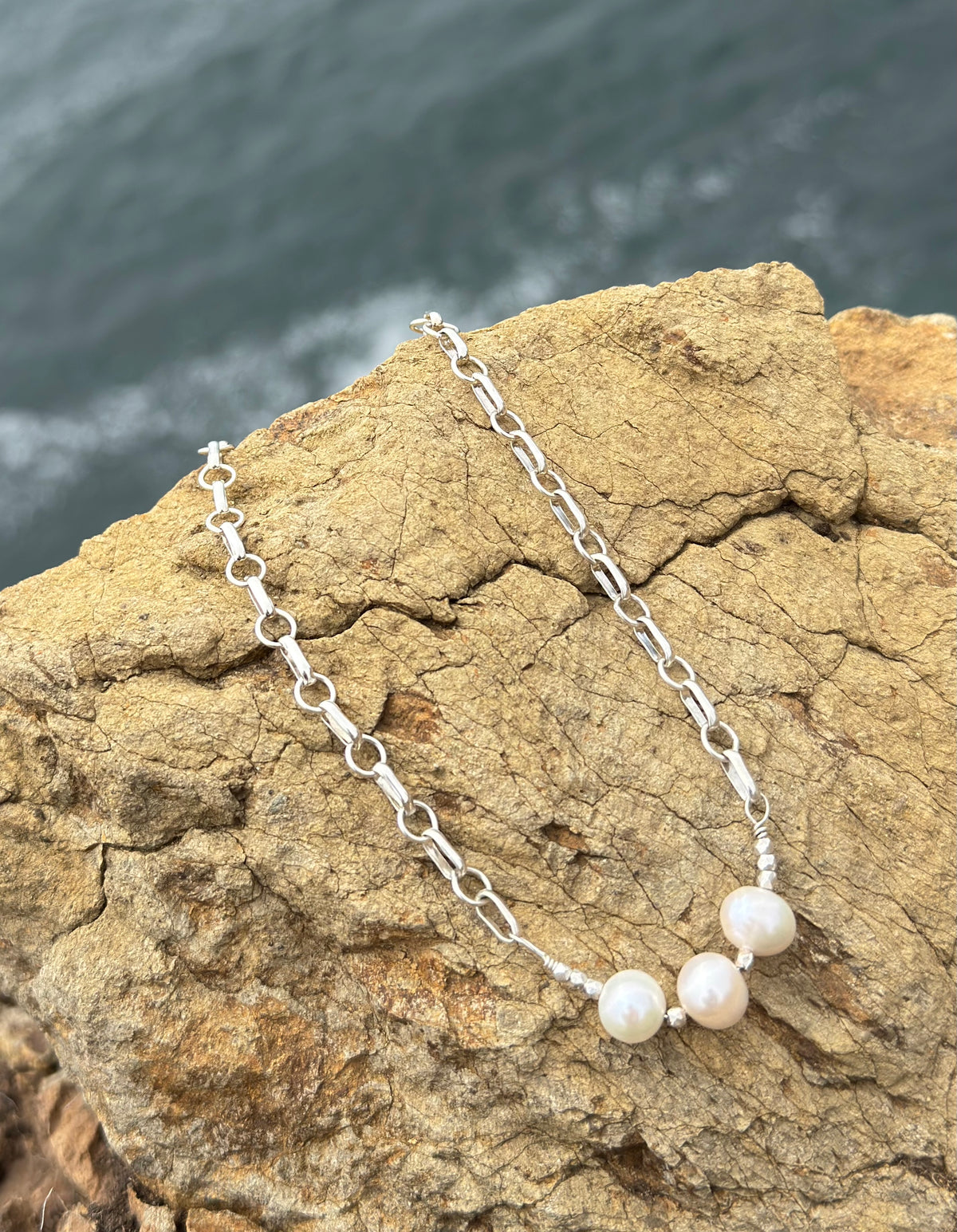 Three Pearl Link Necklace - 14"