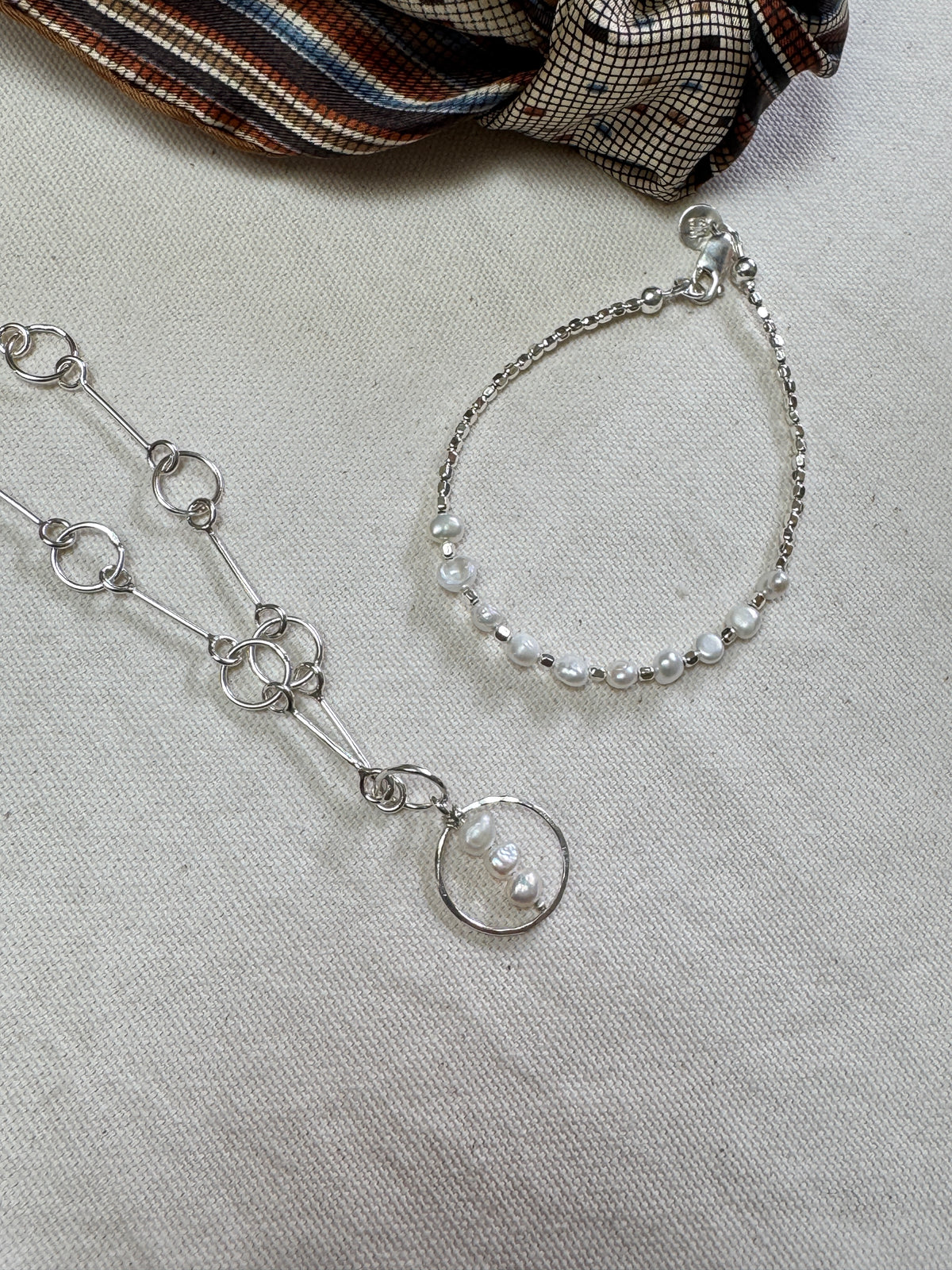 Freshwater Pearl & Silver Bead Bracelet