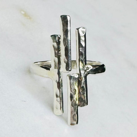 Bowie Staggered Bar Ring