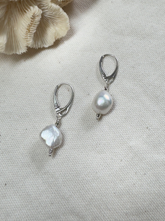 Freshwater Pearl Leverback Earrings